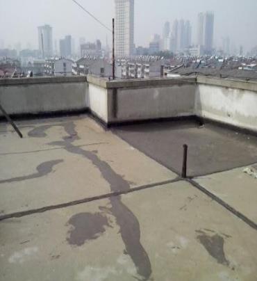 绿园漏水维修 楼顶漏水是什么原因，楼顶漏水维修方法是什么?